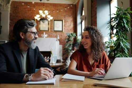 https://www.happytomeetyou.fr/app/uploads/2021/09/webinar-experience-candidat-recrutement.jpg